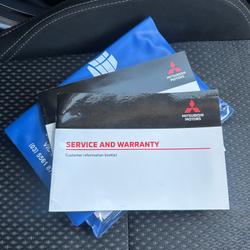 2019 Mitsubishi
Outlander ES