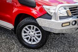 2013 Toyota HILUX SR5