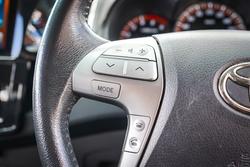 2013 Toyota HILUX SR5