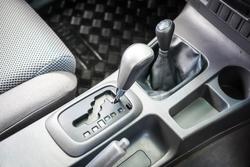2013 Toyota HILUX SR5