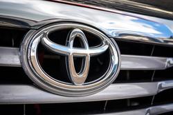 2013 Toyota HILUX SR5