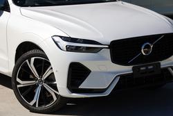 2023 Volvo XC60 Recharge Ultimate T8 Plug-In Hybrid