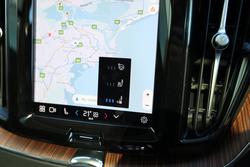 2023 Volvo XC60 Recharge Ultimate T8 Plug-In Hybrid