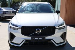 2023 Volvo XC60 Recharge Ultimate T8 Plug-In Hybrid