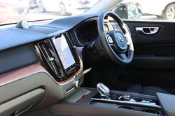 2023 Volvo XC60 Recharge Ultimate T8 Plug-In Hybrid