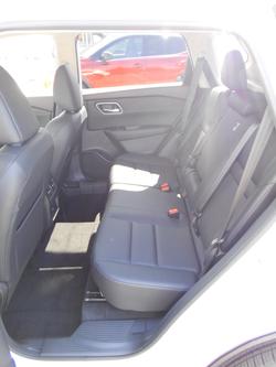 2025 Nissan X-TRAIL ST-L e-POWER