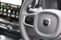 2026 Volvo XC60 Ultra T8 Plug-In Hybrid Dark