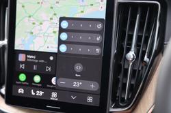 2026 Volvo XC60 Ultra T8 Plug-In Hybrid Dark