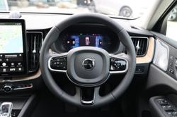 2026 Volvo XC60 Ultra T8 Plug-In Hybrid Dark