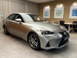 2018 Lexus
IS300h Luxury 2.5L Hybrid Auto CVT Sedan