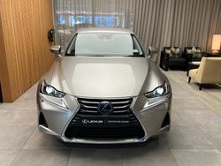 2018 Lexus
IS300h Luxury 2.5L Hybrid Auto CVT Sedan