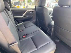 2024 MITSUBISHI Pajero Sport GLS