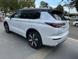 2025 Mitsubishi Outlander Exceed Tourer