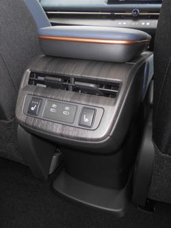 2025 Nissan
                Ariya Evolve