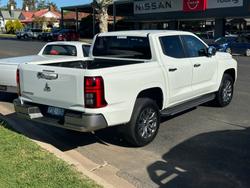 2024 MITSUBISHI
TRITON GLS