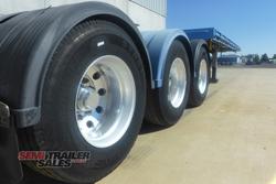 2013 CIMC 12 Pallet Flat Top A Trailer