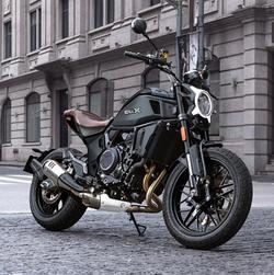 2025 CFMOTO 700 CL-X Heritage