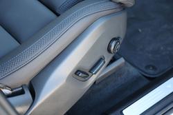 2025 Volvo XC60 Plus B5 Bright