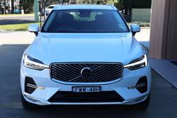 2025 Volvo XC60 Plus B5 Bright
