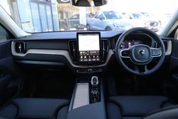 2025 Volvo XC60 Plus B5 Bright