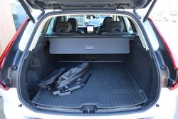2025 Volvo XC60 Plus B5 Bright