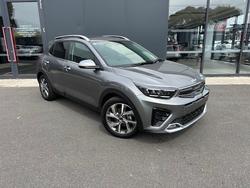 2025 KIA STONIC