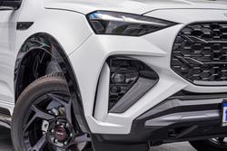 2025 Isuzu MU-X X-TERRAIN