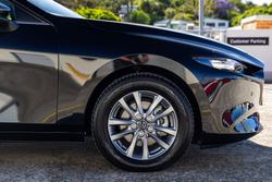 2024 Mazda 3 G20 Pure