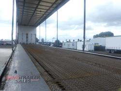 2010 Maxitrans 24 Pallet Curtainsider