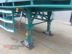 2010 Maxitrans 24 Pallet Curtainsider