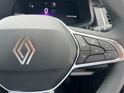 2026 Renault Trafic MY26 Crew Lifestyle