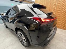2023 Lexus
UX UX300e Sports Luxury