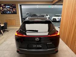 2023 Lexus
UX UX300e Sports Luxury