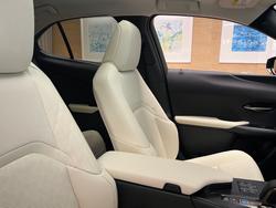 2023 Lexus
UX UX300e Sports Luxury