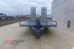 2015 Beavertail Single Axle Plant Trailer with Ramps