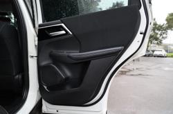2023 Mitsubishi Outlander LS