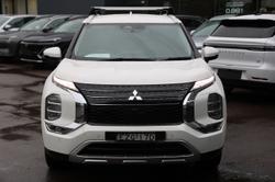 2023 Mitsubishi Outlander LS