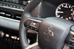 2023 Mitsubishi Outlander LS