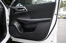 2023 Mitsubishi Outlander LS