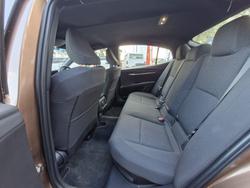 2025 Toyota
Camry Hybrid Ascent Sport 2.5L Auto CVT Sedan 2V03600 001