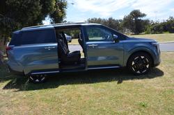 2025 Kia Carnival GT-Line Lite