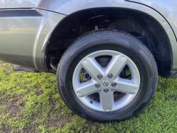 2006 Nissan
                X-Trail 