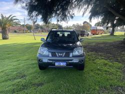 2006 Nissan
                X-Trail 