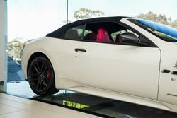 2015 Maserati GranCabrio Sport