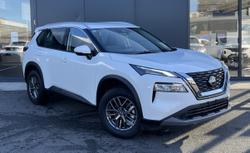 2025 Nissan
X-TRAIL ST