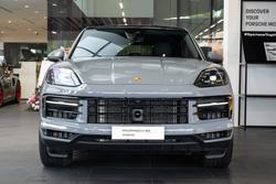 2024 Porsche Cayenne E-Hybrid