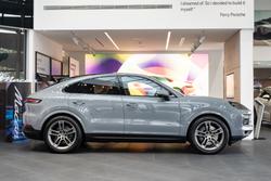 2024 Porsche Cayenne E-Hybrid