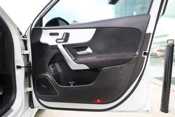 2019 MERCEDES-BENZ
                A180 2019 MERCEDES-BENZ A180  7 SP AUTO DUAL CLUTCH 4D SEDAN T4 
