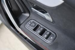 2019 MERCEDES-BENZ
                A180 2019 MERCEDES-BENZ A180  7 SP AUTO DUAL CLUTCH 4D SEDAN T4 