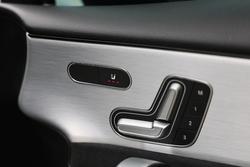2019 MERCEDES-BENZ
                A180 2019 MERCEDES-BENZ A180  7 SP AUTO DUAL CLUTCH 4D SEDAN T4 